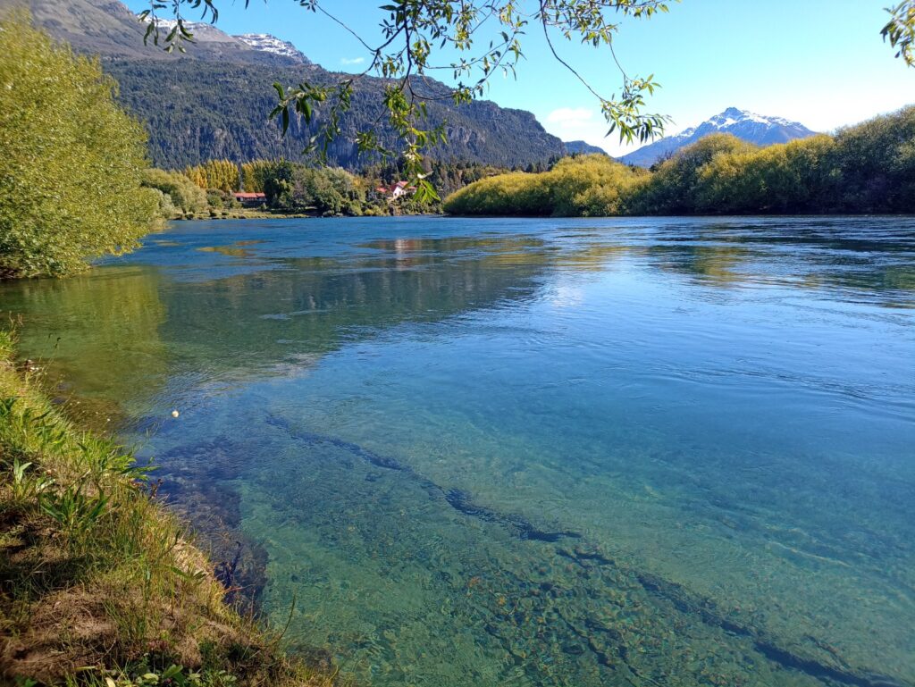 Chacra de 4 has. costa del Rio Futaleufú Trevelin Chubut