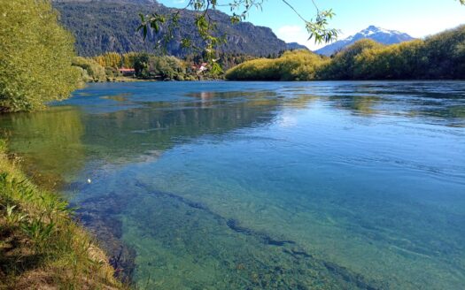 Chacra de 4 has. costa del Rio Futaleufú Trevelin Chubut