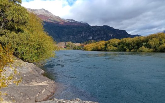 Chacra de 4 has. costa del Rio Futaleufú Trevelin Chubut